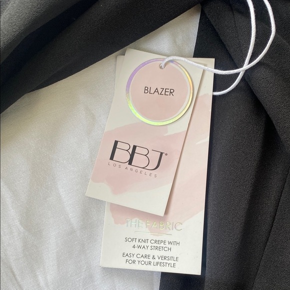 BBJ Los Angeles SoftCrepe With 4-Way Stretch Black Knit Tuxedo Collar Blazer - Picture 4 of 5